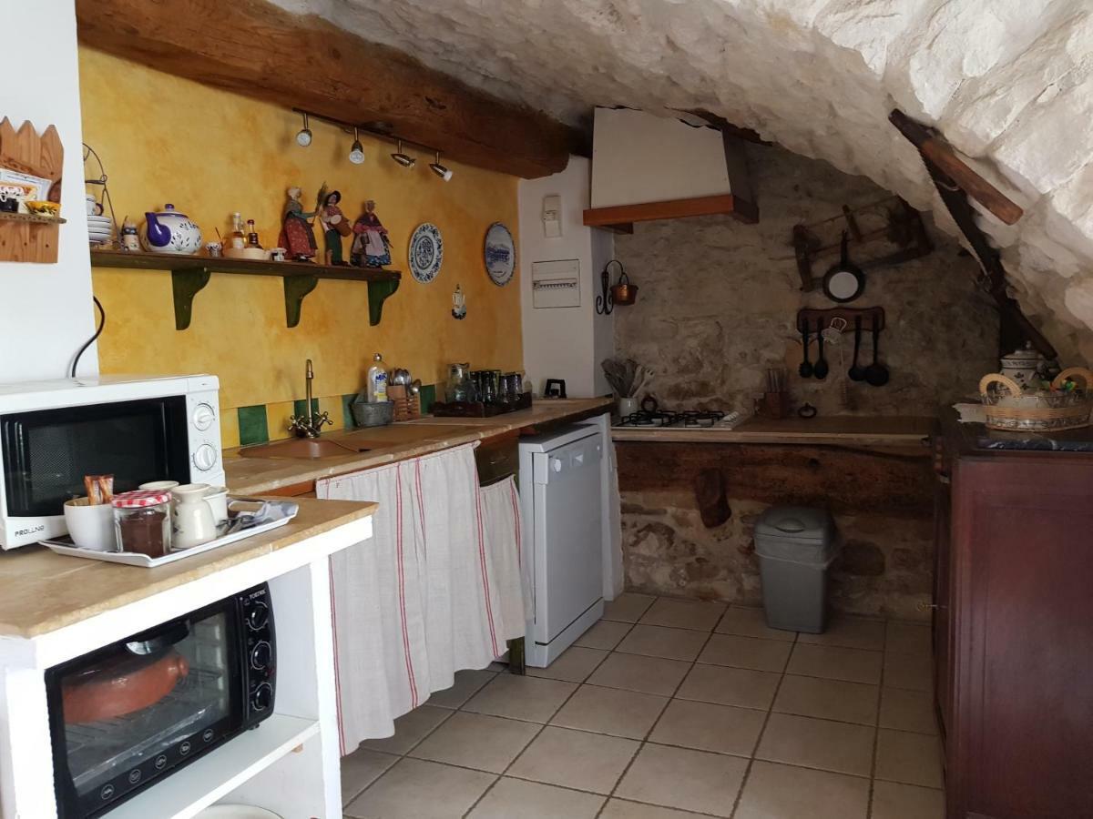 Grange Voutee Avec Jardin *
