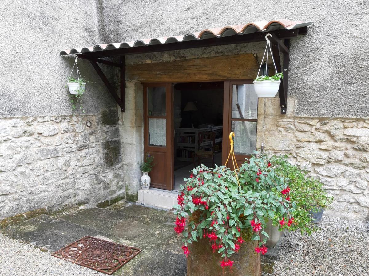 Grange Voutee Avec Jardin Holiday home *